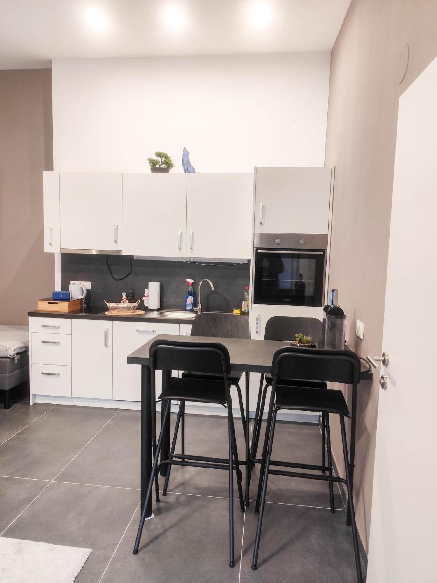 Cozy Apartments In Central Location With Free Parking Vienna Exterior photo