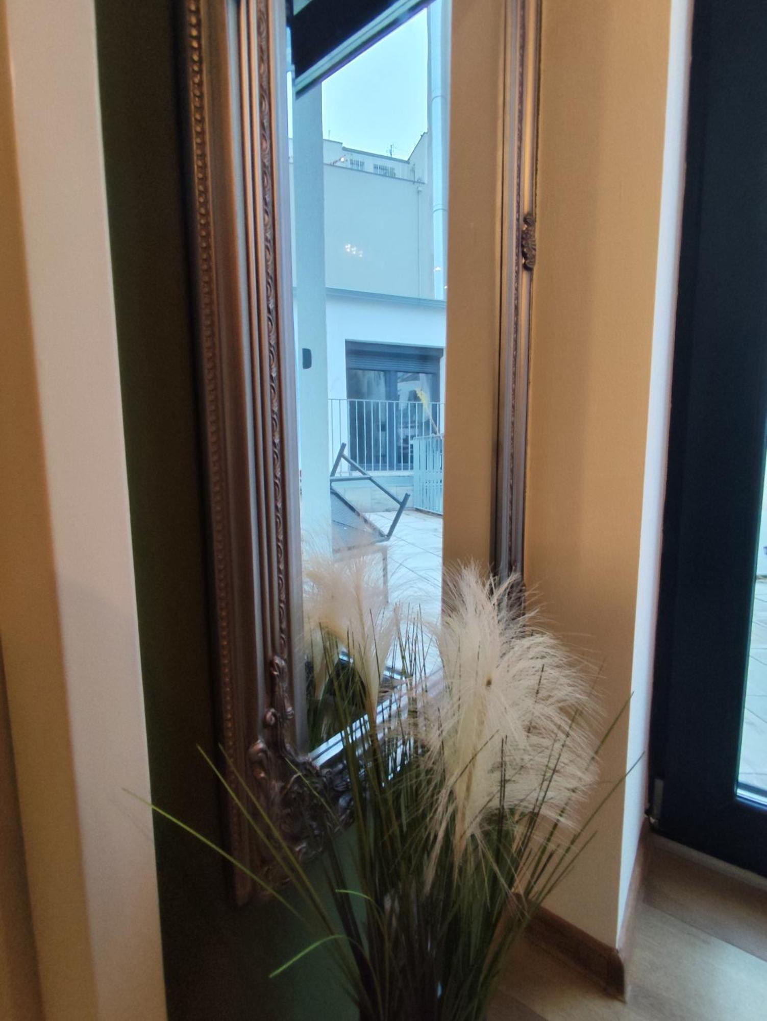 Cozy Apartments In Central Location With Free Parking Vienna Exterior photo